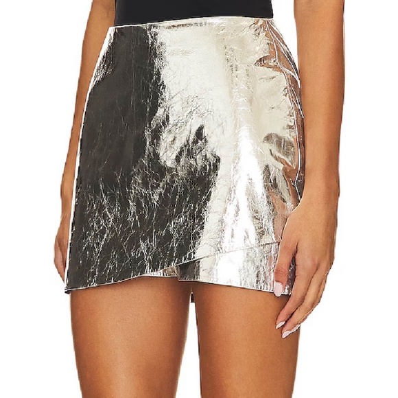 The Sei Silver Foil Mini Skorts New With Tags. - Picture 7 of 16
